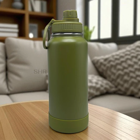 Garrafa Inox Térmica Com Capinha Protetora De Silicone Antiderrapante 1000ML